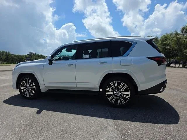 New 2026 Eminent White Pearl Lexus LUXURY image 12