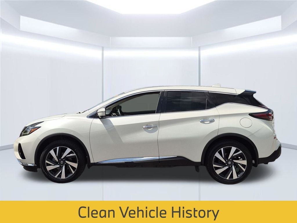 Used 2022 White Nissan SL image 2