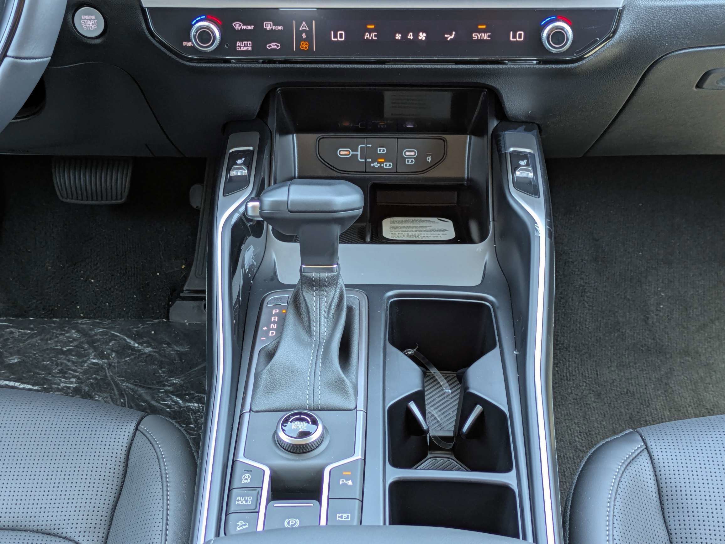 New 2026 Glacial White Kia S image 23