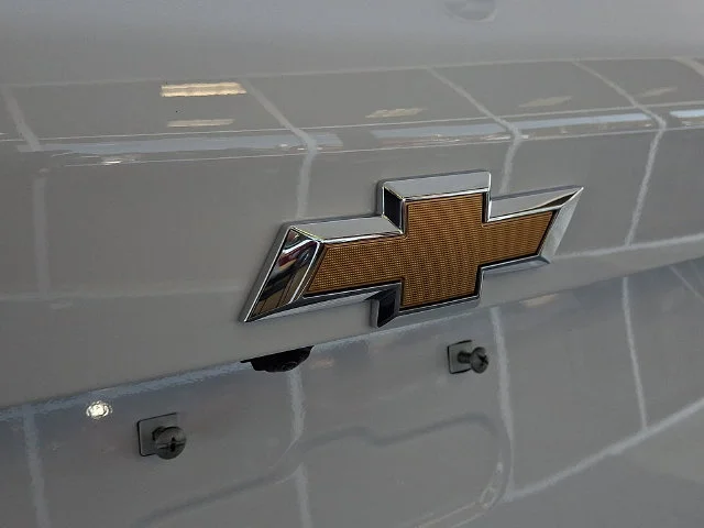New 2027 White Chevrolet LT image 20