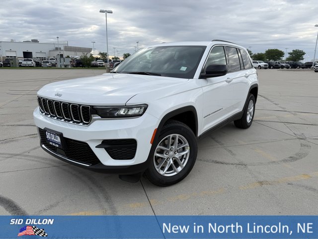 2026 Jeep Grand Cherokee Laredo