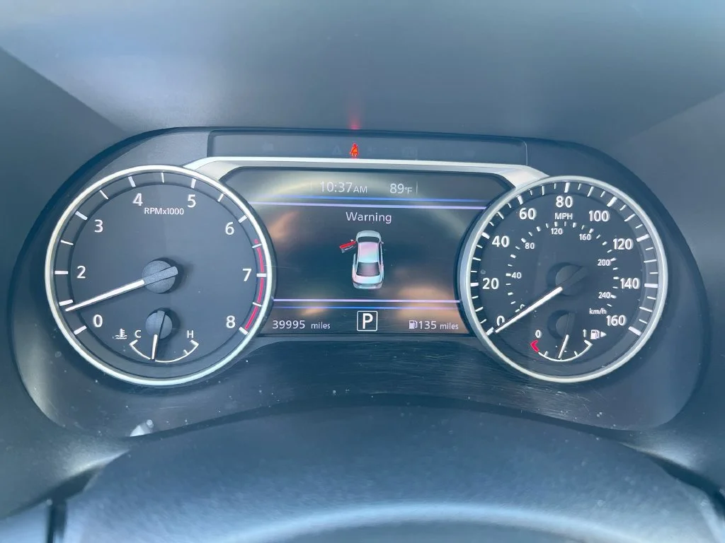 Used 2024 Gray Nissan SV image 10