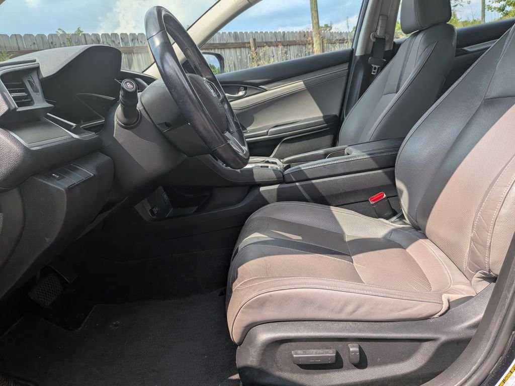 Used 2017 Blue Honda EX-L image 9