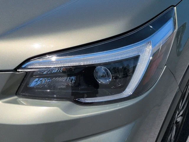 Used 2021 Green Subaru Limited image 9