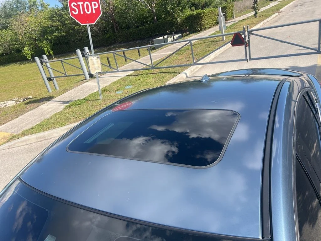 Used 2014 Blue Mazda i Grand Touring image 23