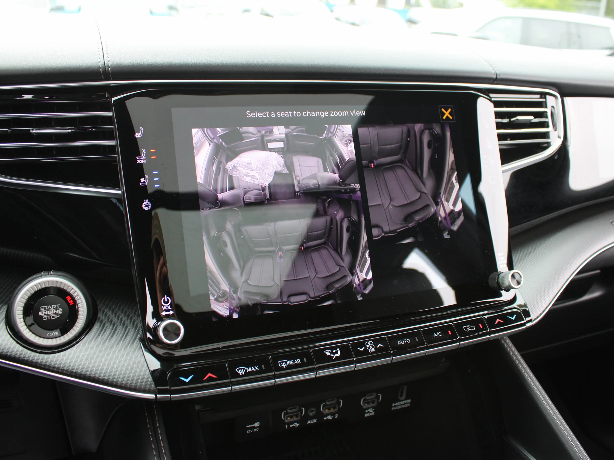 New 2026 White Jeep Summit Obsidian* image 31