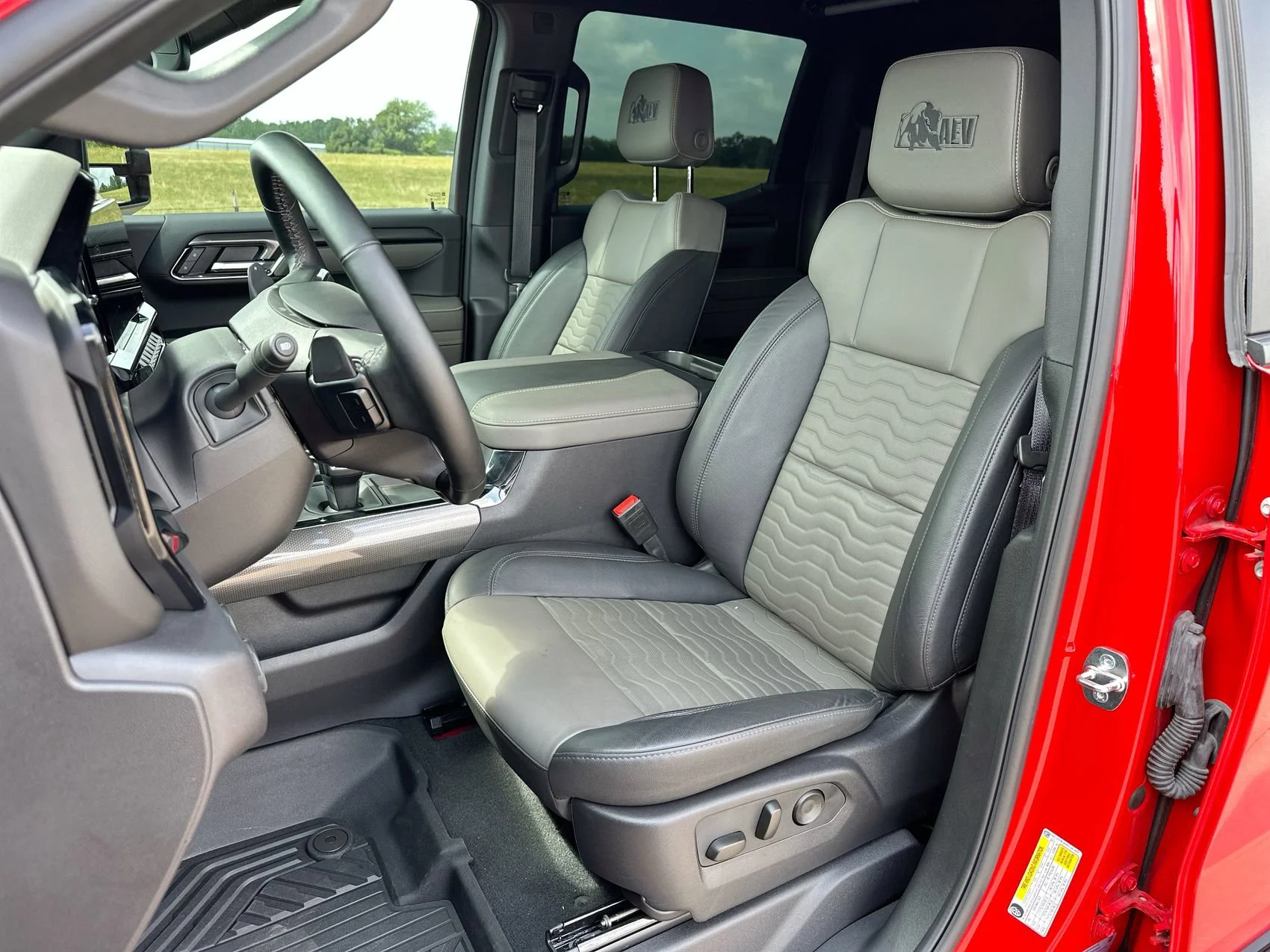 Used 2024 Red Hot Chevrolet ZR2 image 11