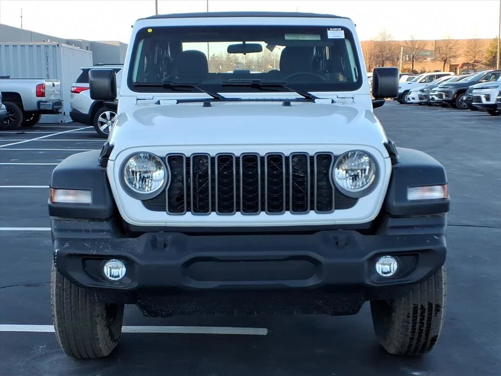 New 2026 Bright White Clear-Coat Exterior Paint Jeep Sport image 21