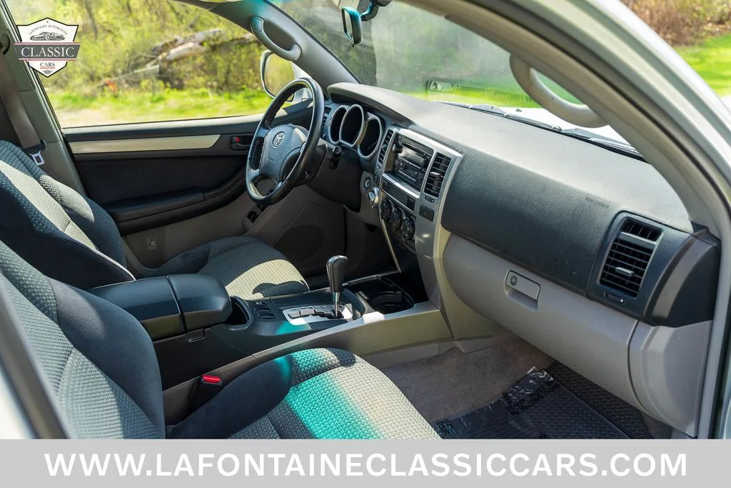Used 2003 Silver Toyota SR5 Sport image 61