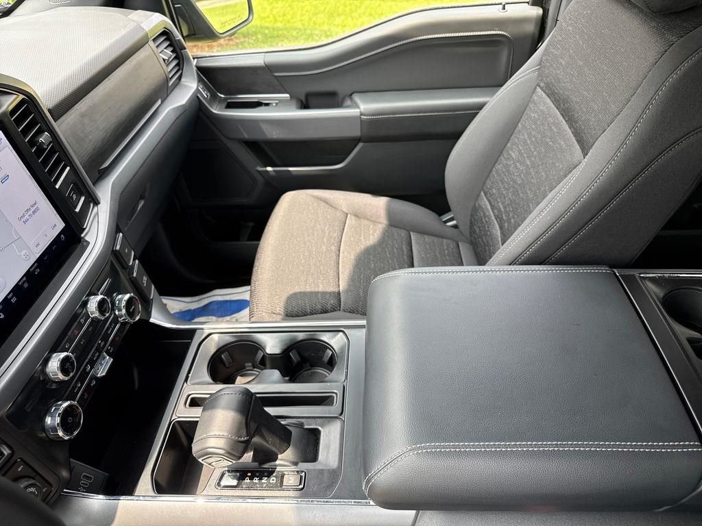 New 2026 Agate Black Metallic Ford XLT image 49