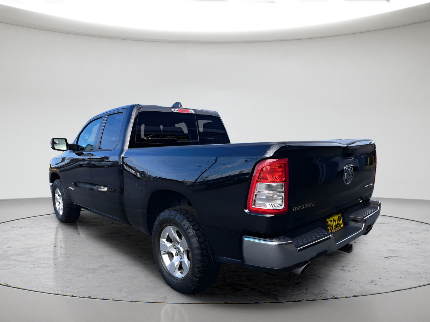 Used 2023 Diamond Black Ram Big Horn/Lone Star image 5