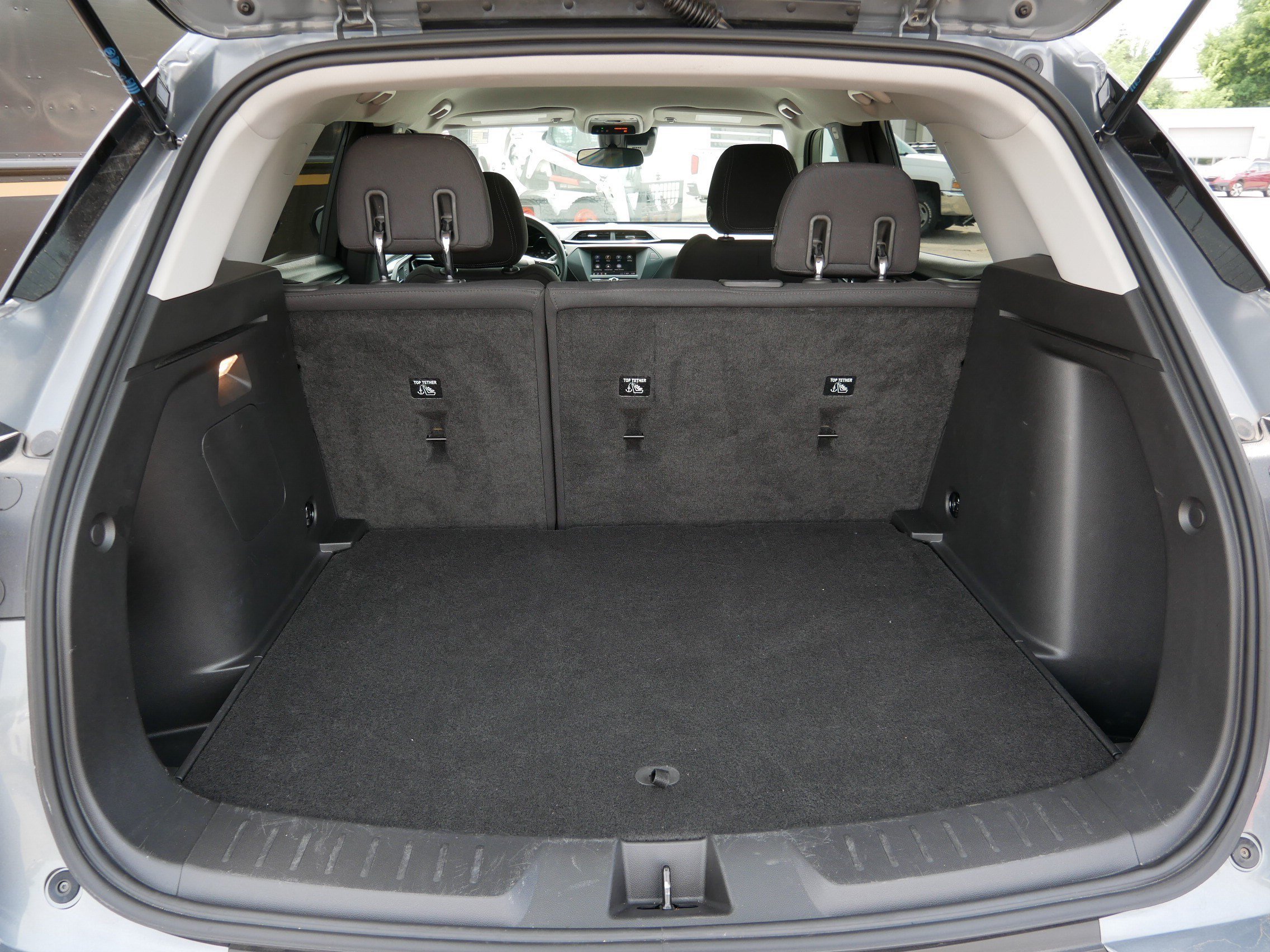 Used 2022 Satin Steel Metallic Chevrolet LT image 18