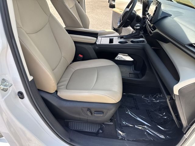 Used 2024 Beige Toyota XLE image 10