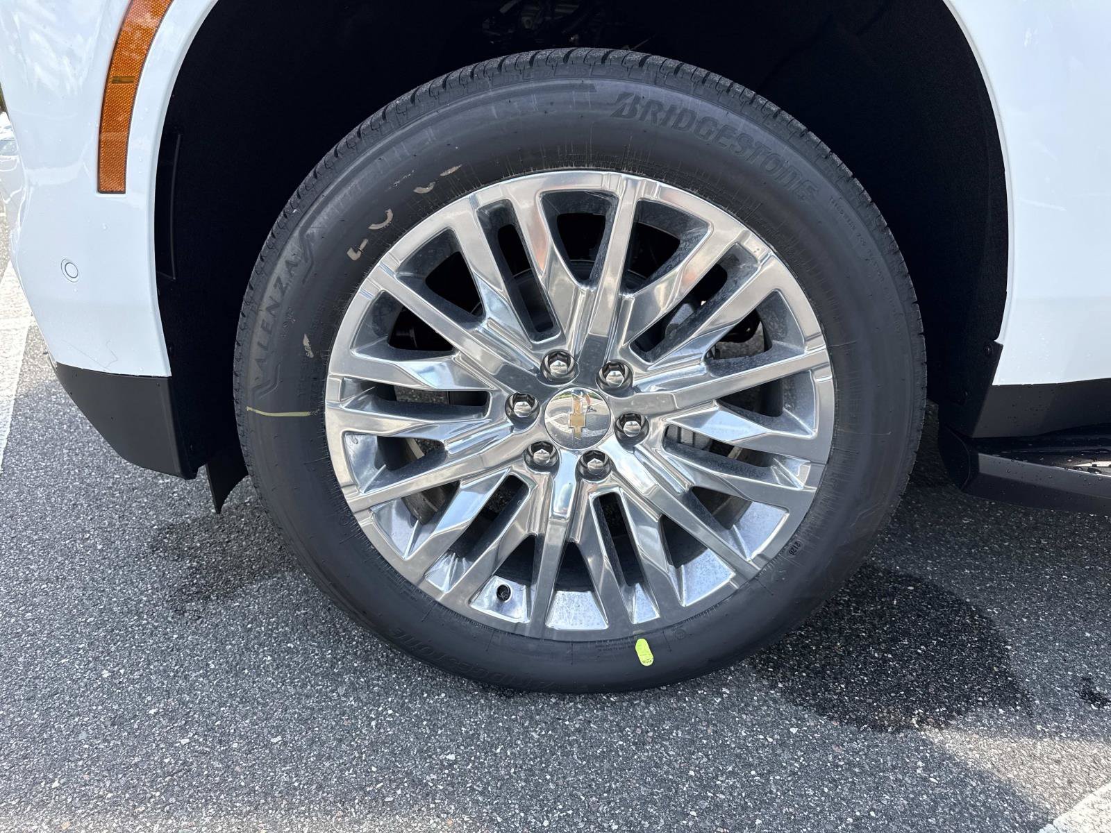 New 2026 Summit White Chevrolet LT image 36