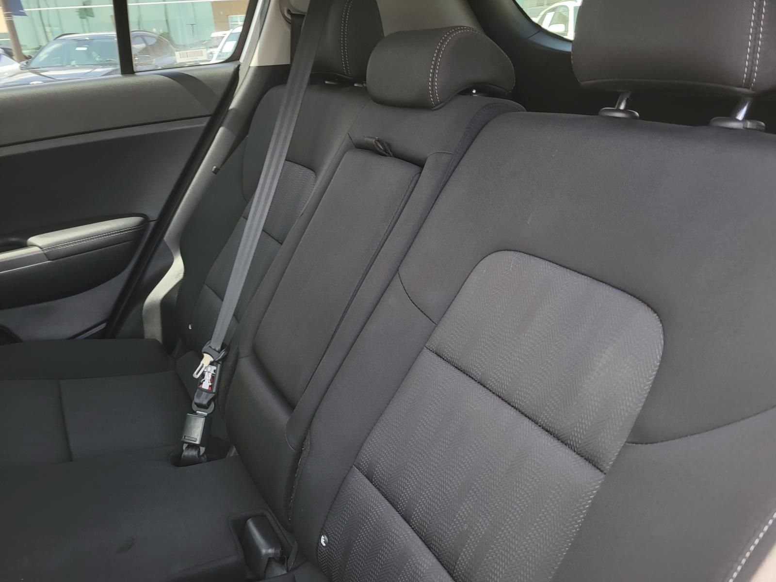 Used 2021 Sparkling Silver Kia LX image 11