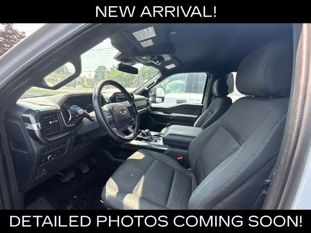 Certified Used 2022 White Metallic Ford XLT image 59