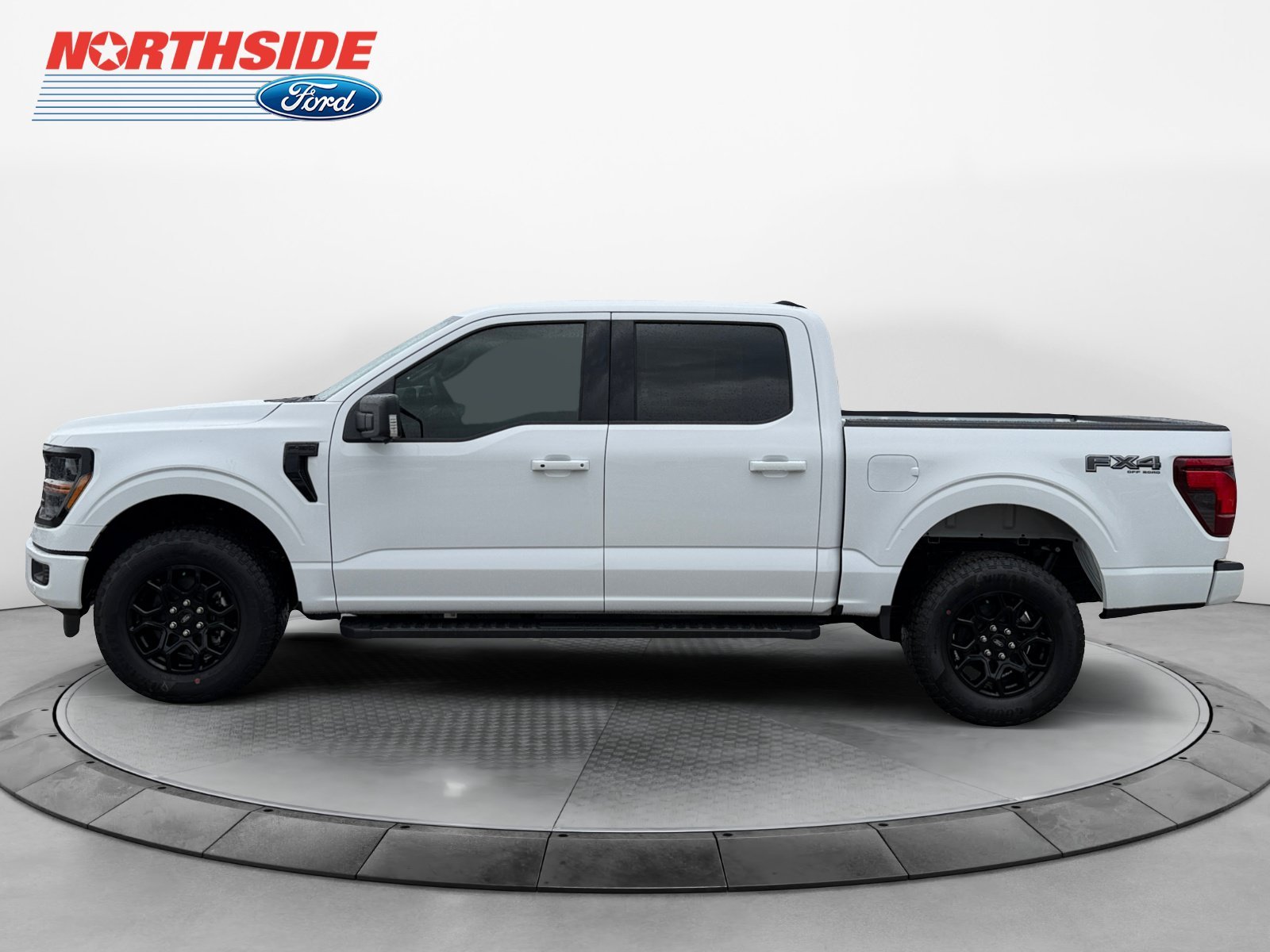 New 2026 Oxford White Ford XLT image 4