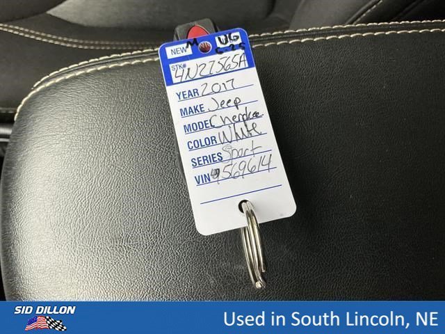 Used 2017 Bright White Clearcoat Jeep Altitude image 7