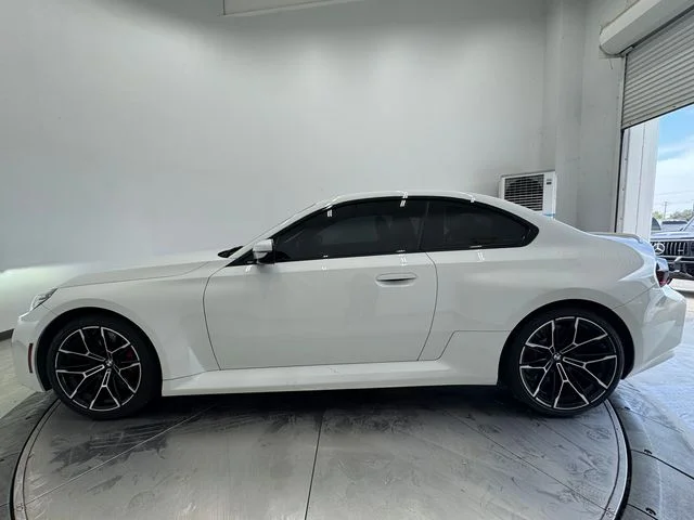 Used 2024 Alpine White BMW Base image 16