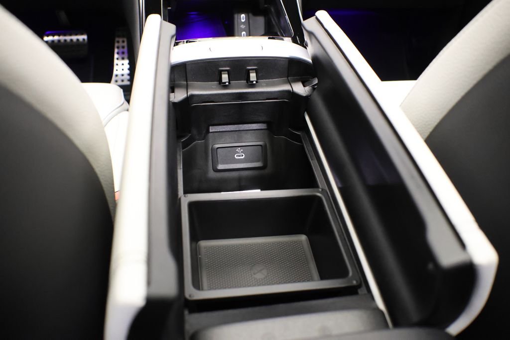 2026 Mercedes-Benz GLC Base - Photo 29