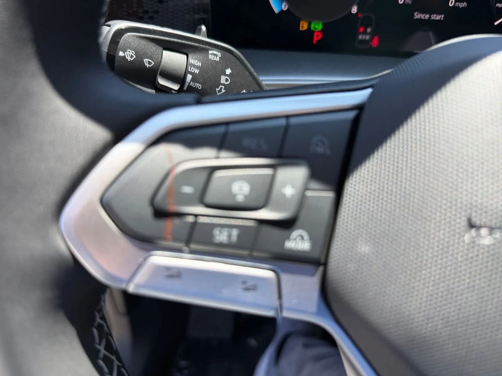 2026 Volkswagen Tiguan SE - Photo 20