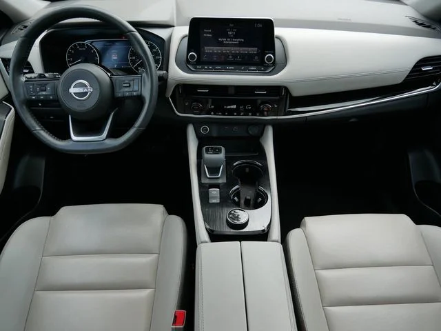 Used 2023 Pearl White Nissan SL image 12