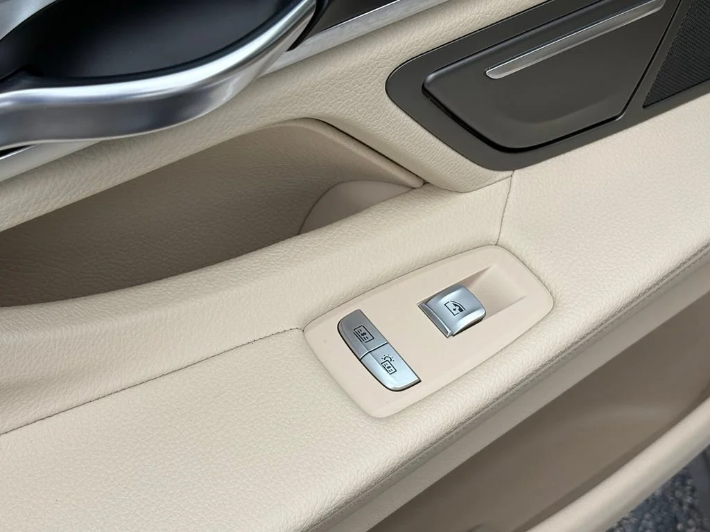 Used 2018 Gold BMW 740i image 21