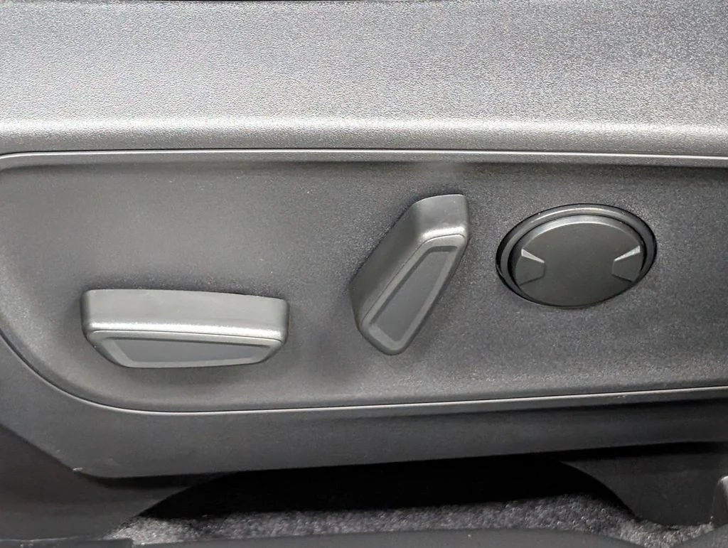 New 2026 Carbonized Gray Metallic Ford Big Bend® image 11