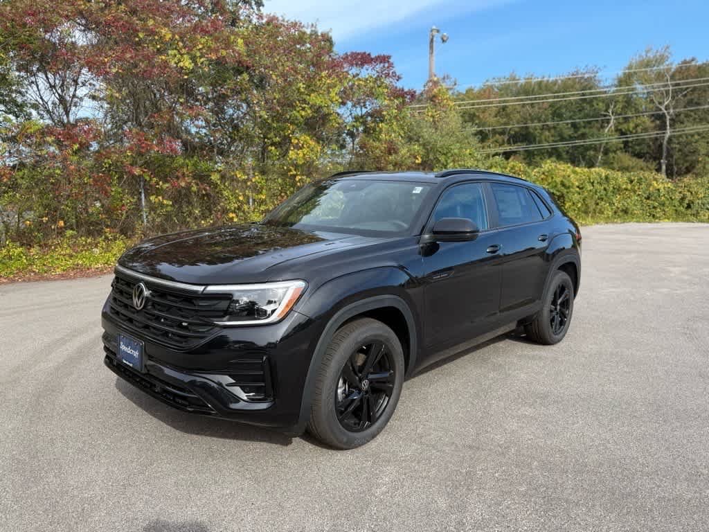 New 2026 Volkswagen Atlas Cross Sport 2.0T SEL R-Line Black Sport