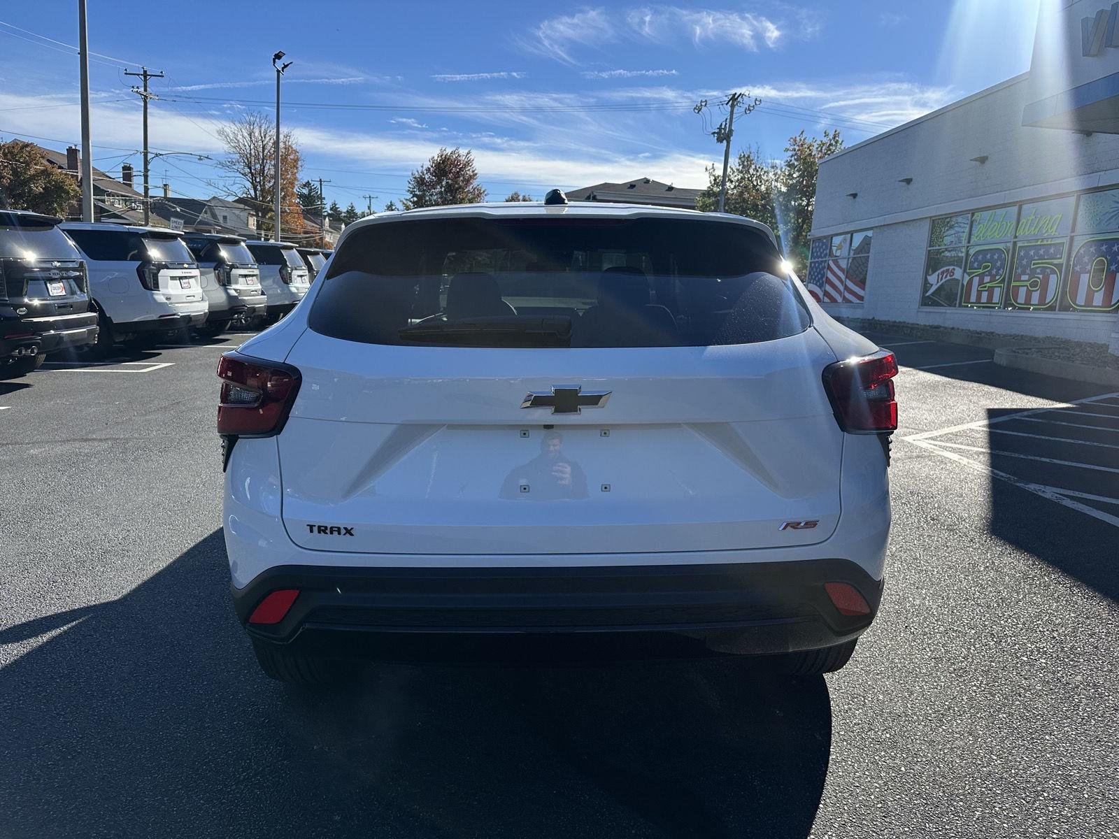 2026 Chevrolet Trax RS - Photo 6