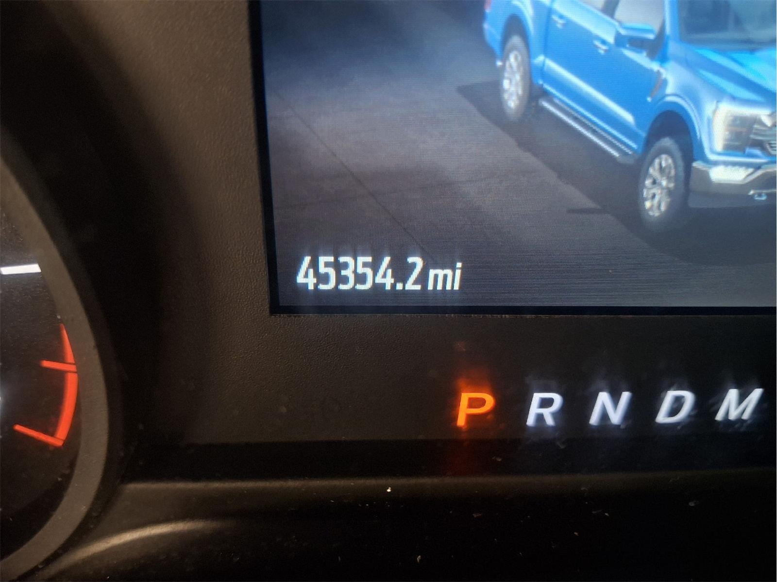 Used 2023 Iconic Silver Ford XLT image 26