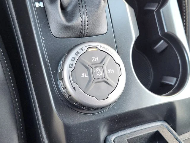 New 2026 Avalanche Ford Outer Banks® image 21