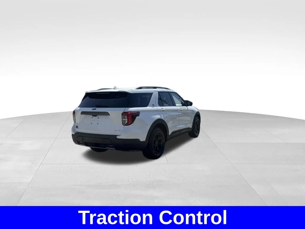Used 2022 White Ford Timberline image 23