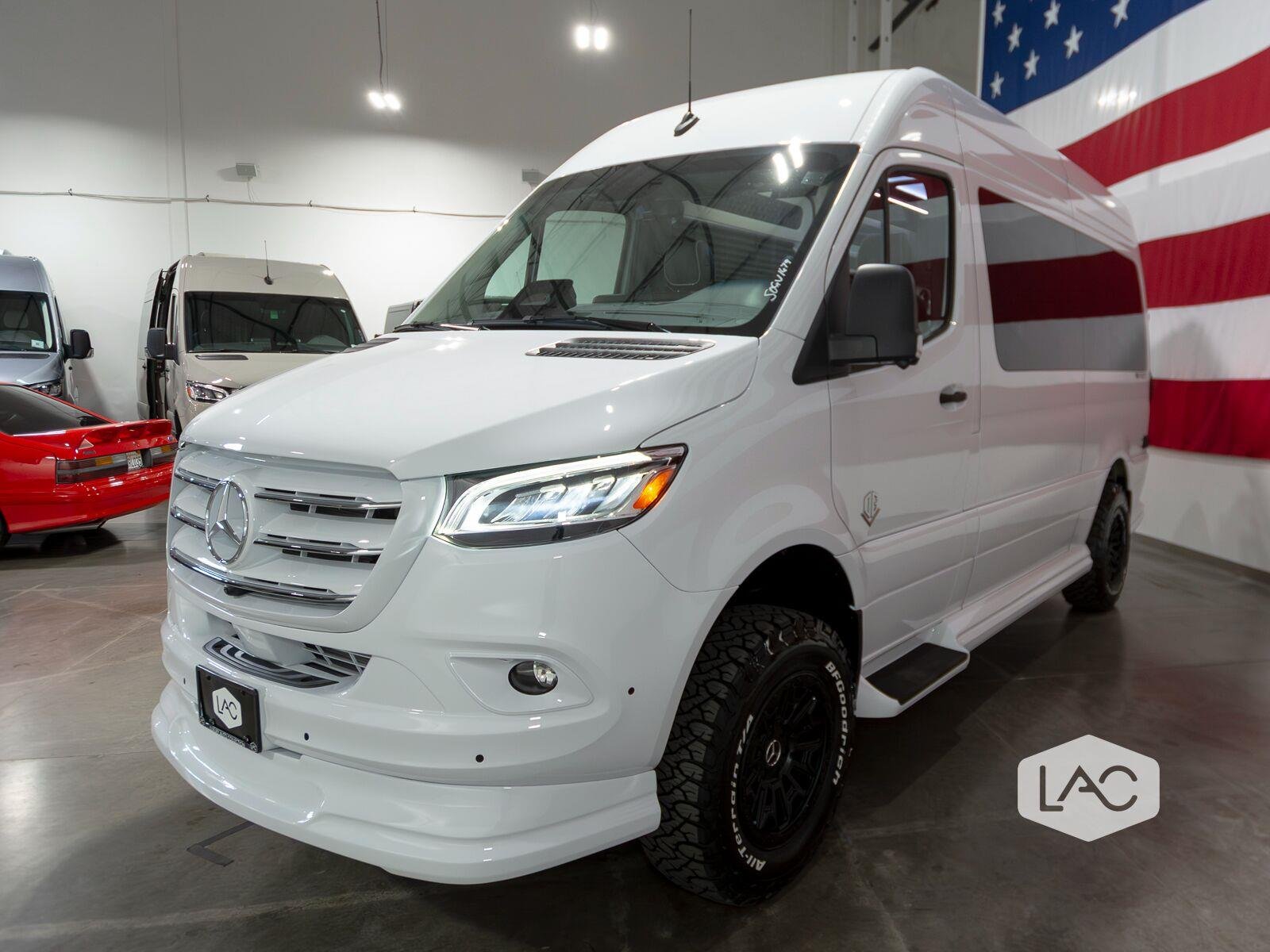 New 2027 Arctic White OGV LUXURY COACH 7-Passenger AWD ADV PKG 1.1 image 10