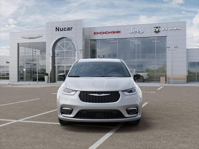 New 2026 Silver Mist Clear-Coat Exterior Paint Chrysler Select image 49