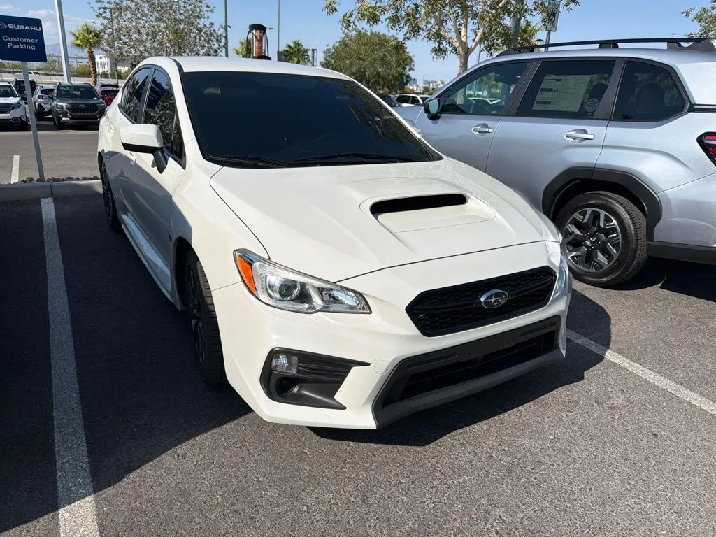 Used 2020 White Subaru Base image 4