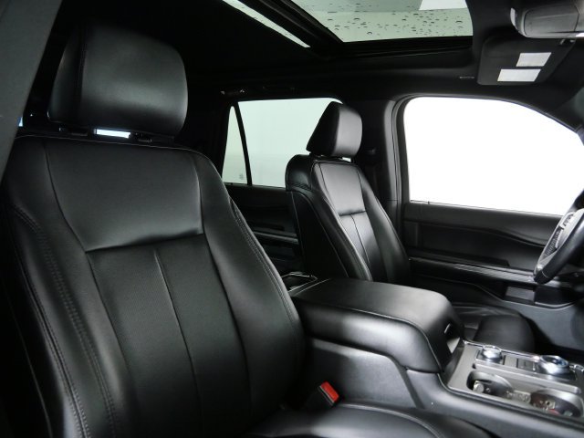 Used 2021 White Ford XLT image 8