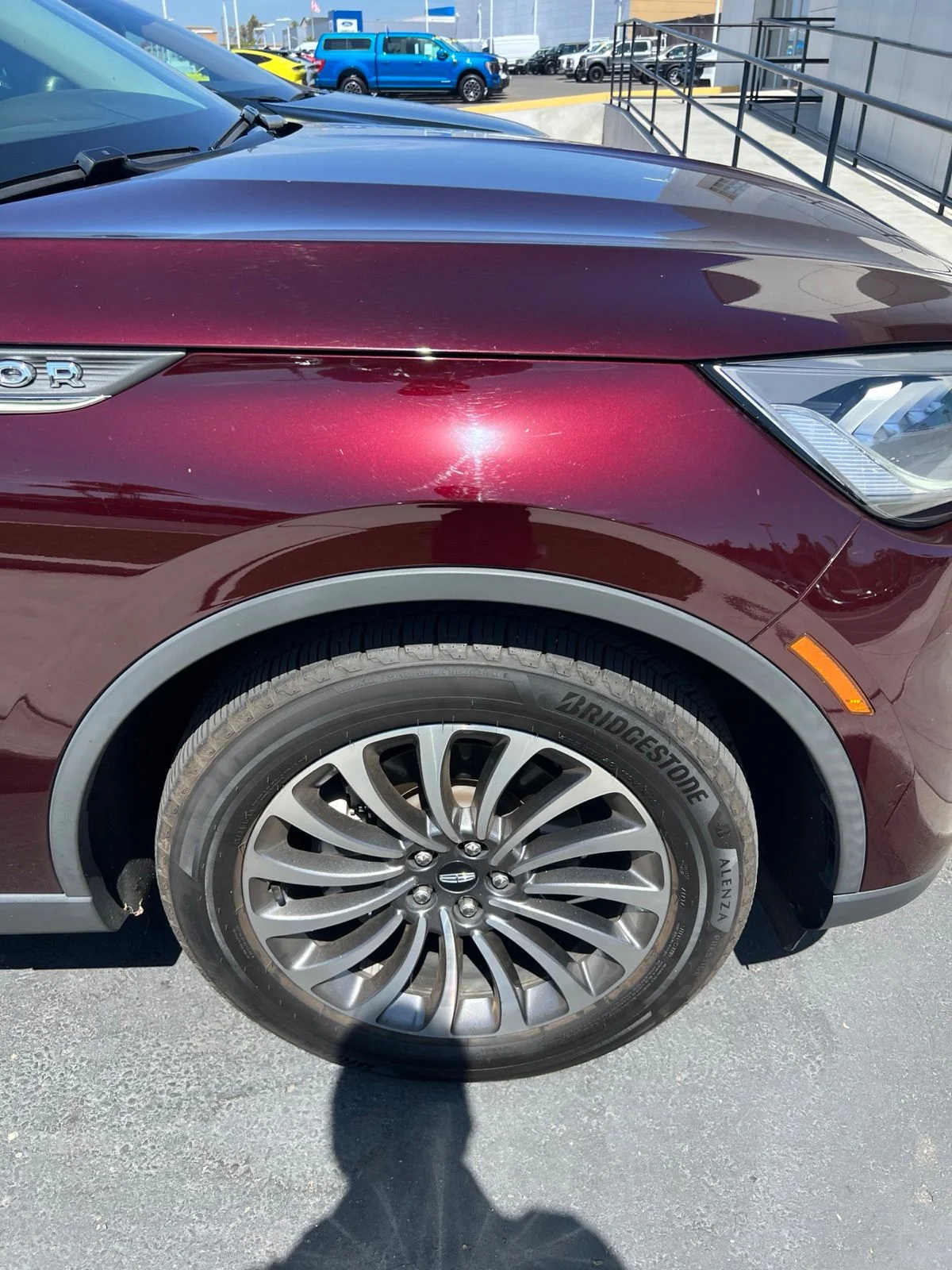 Used 2020 Red Lincoln Reserve image 3