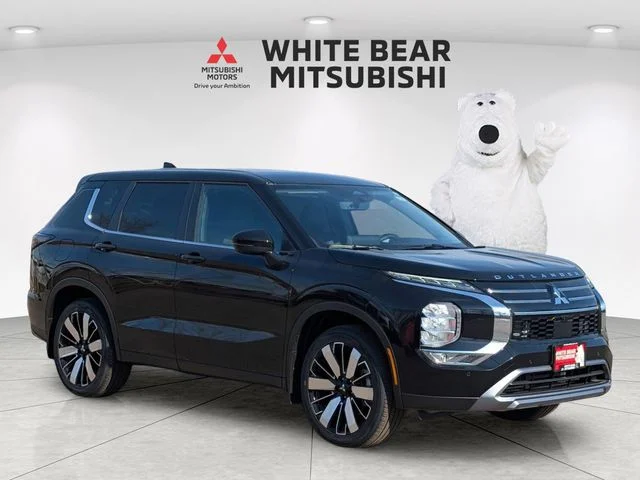2026 Mitsubishi Outlander SE FWD's photo