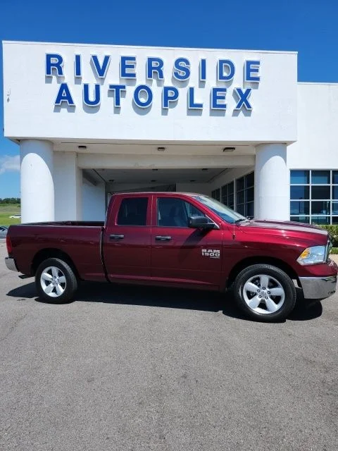 2024 RAM 1500 Classic SLT 4x4 Quad Cab 6'4's photo