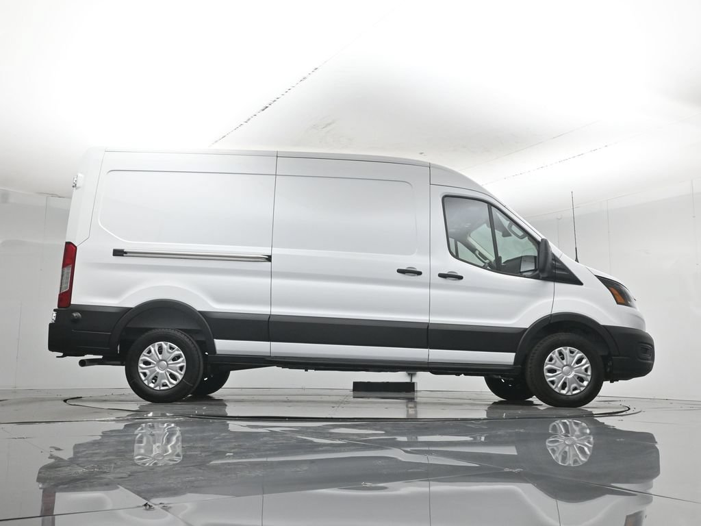 New 2026 White Ford Base image 45