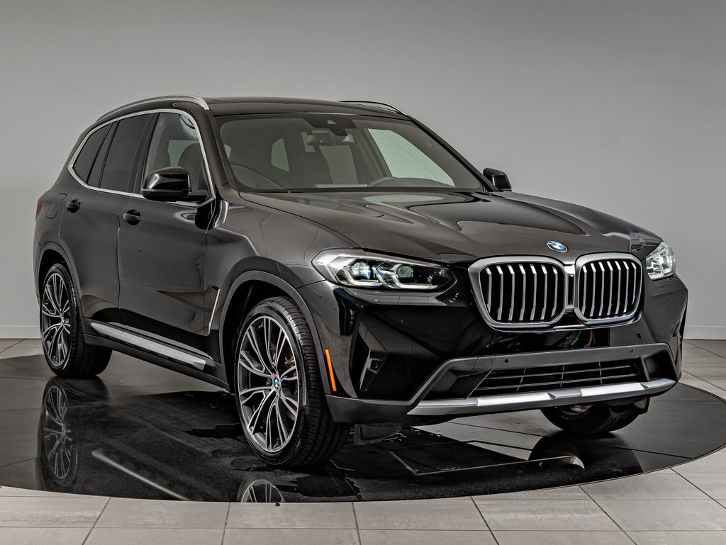 Used 2024 Jet Black BMW xDrive30i image 3