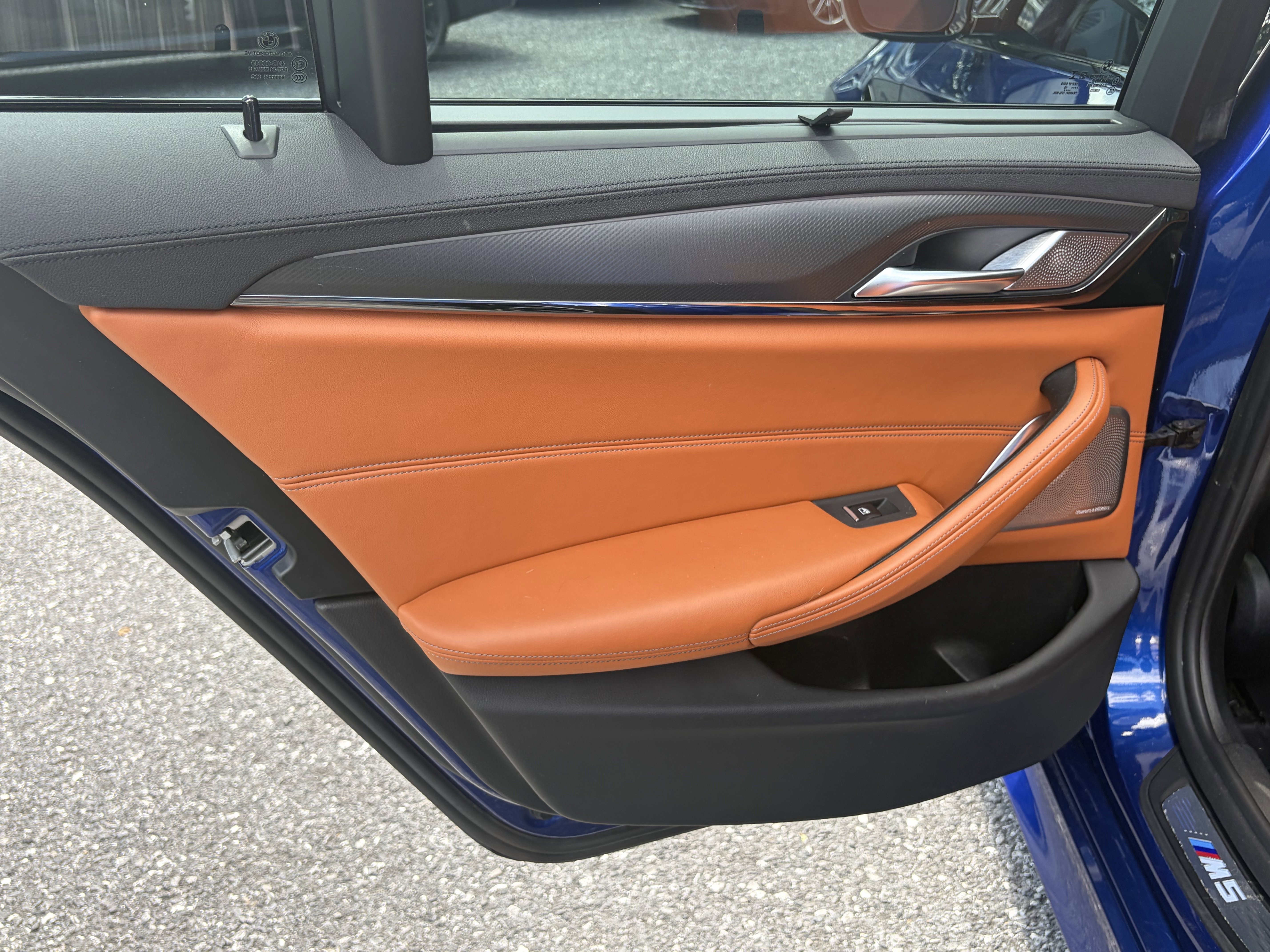 Used 2018 MARINA BAY BLUE M BMW Base image 16