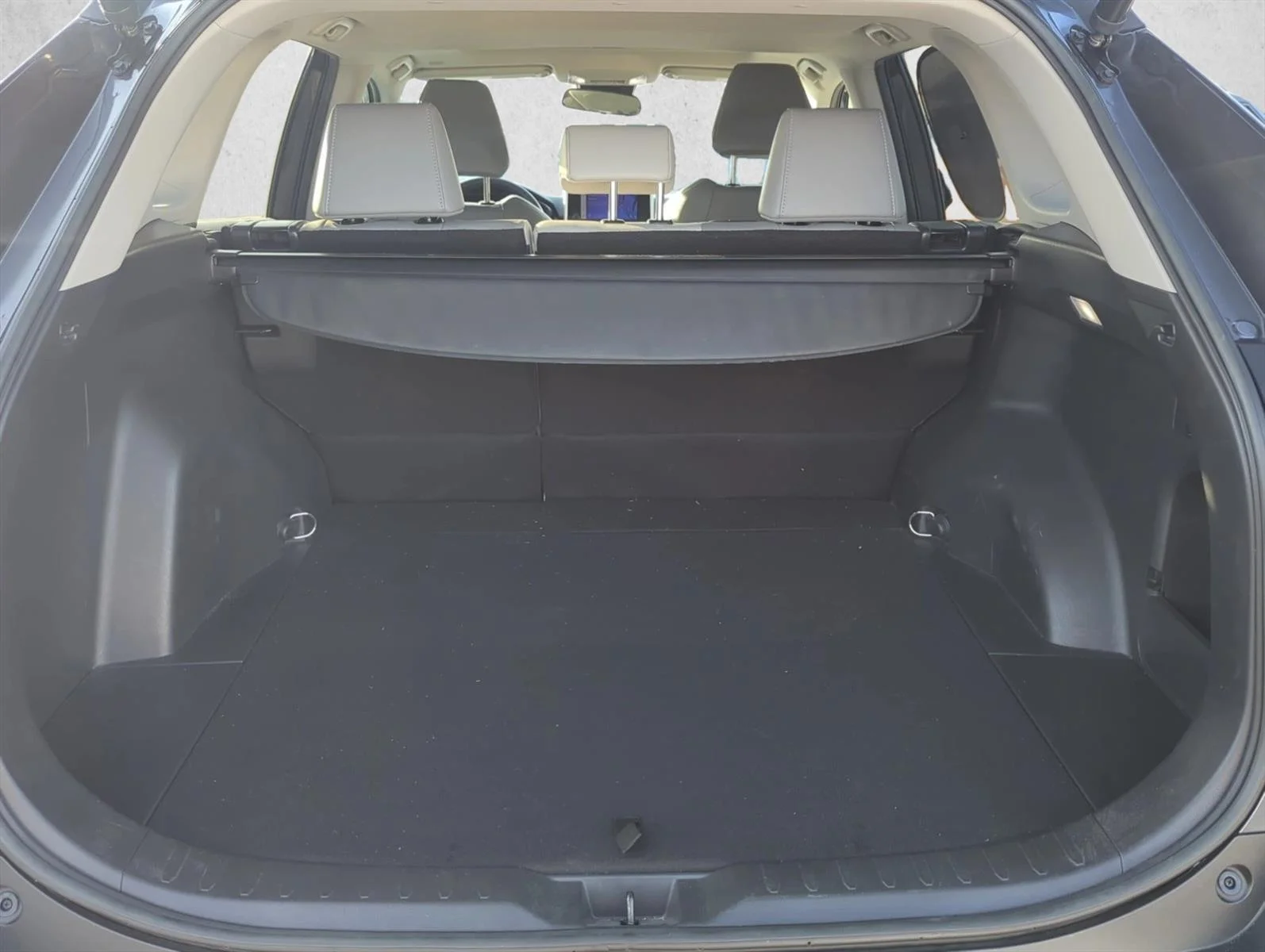 Used 2023 Magnetic Gray Metallic Toyota XLE Premium image 22