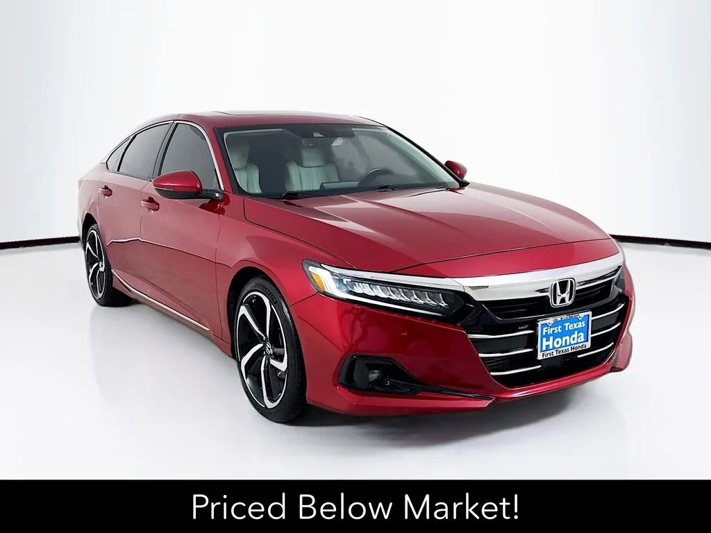 Certified Used 2022 Radiant Red Metallic Honda EX-L image 1