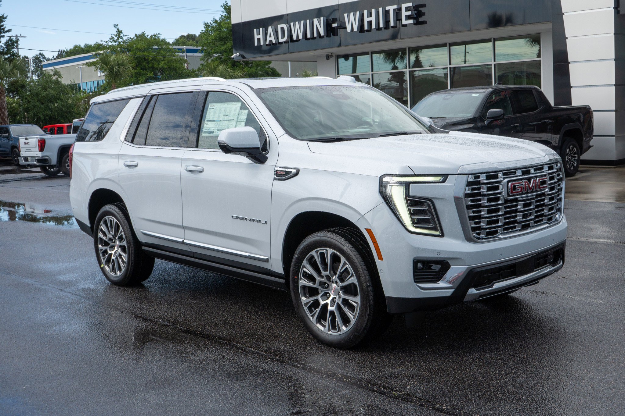 2026 GMC Yukon 4WD Denali's photo