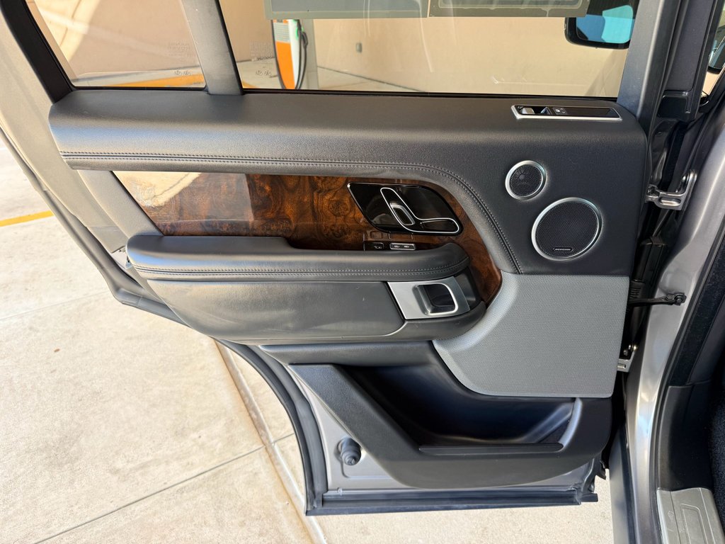 Used 2021 Eiger Grey Metallic Land Rover Westminster image 24