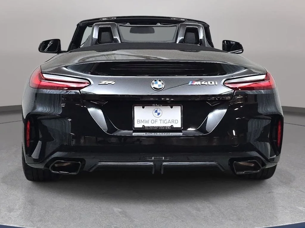 Used 2023 Black Sapphire Metallic BMW sDrive M40i image 7