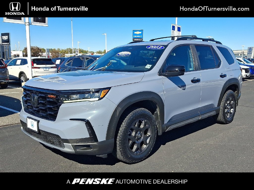 Certified Used 2023 Sonic Gray Pearl Honda AWD TRAILSPORT image 35