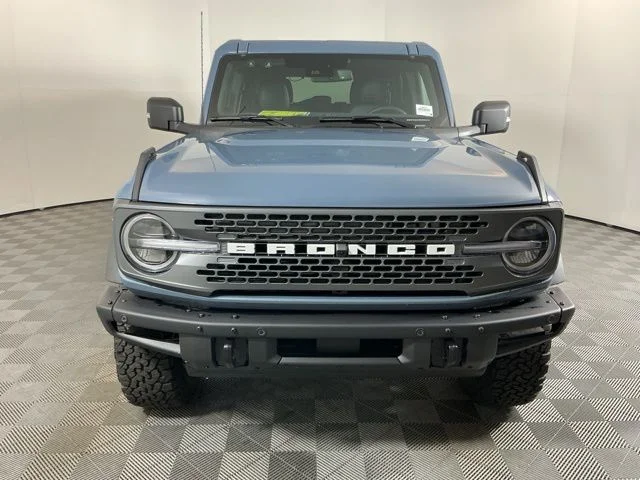 New 2025 Azure Gray Metallic Tri-Coat Ford Badlands image 2
